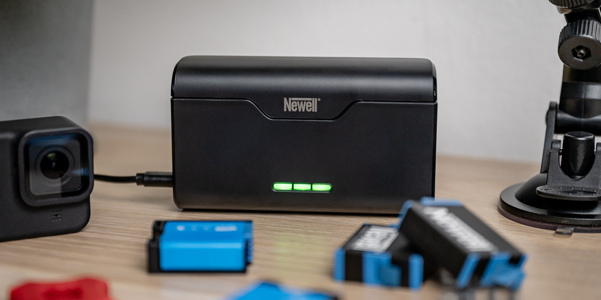Ładowarka trójkanałowa Newell USB- C do GoPro 5, 6, 7, 8, 9, 10, 11